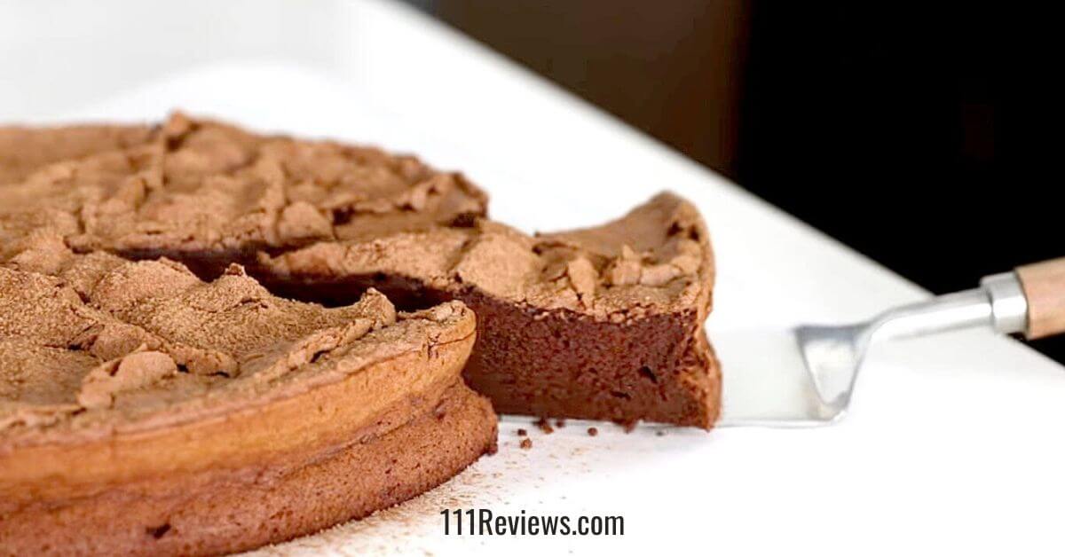 Best Flourless Chocolate Cake Recipe With Only 5 Ingredients!